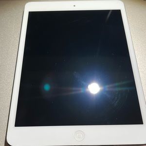 Apple iPad Mini 1 Used Silver 32GB WiFi Only MD532LL/A
